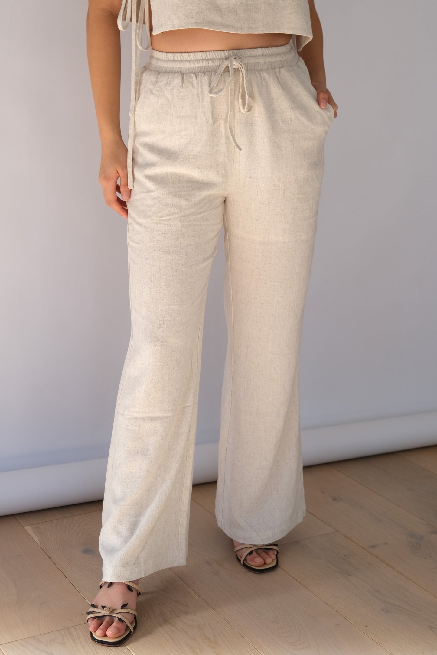 Zuri Linen Blend Drawstring Flare Pants
