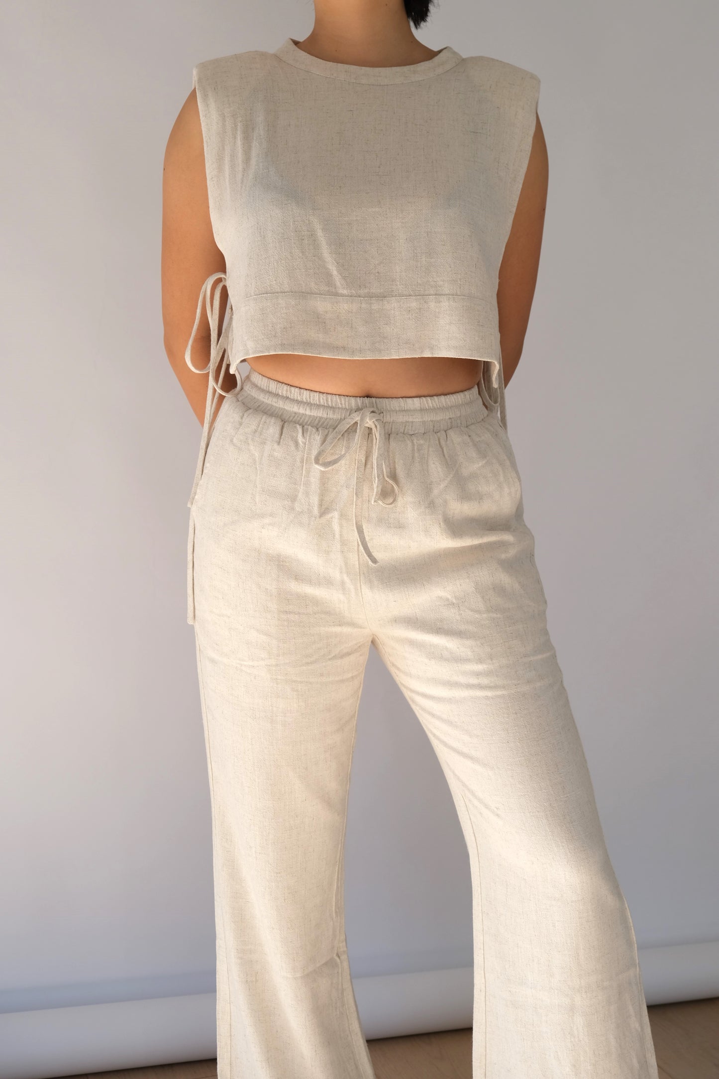 Zuri Linen Blend Drawstring Flare Pants